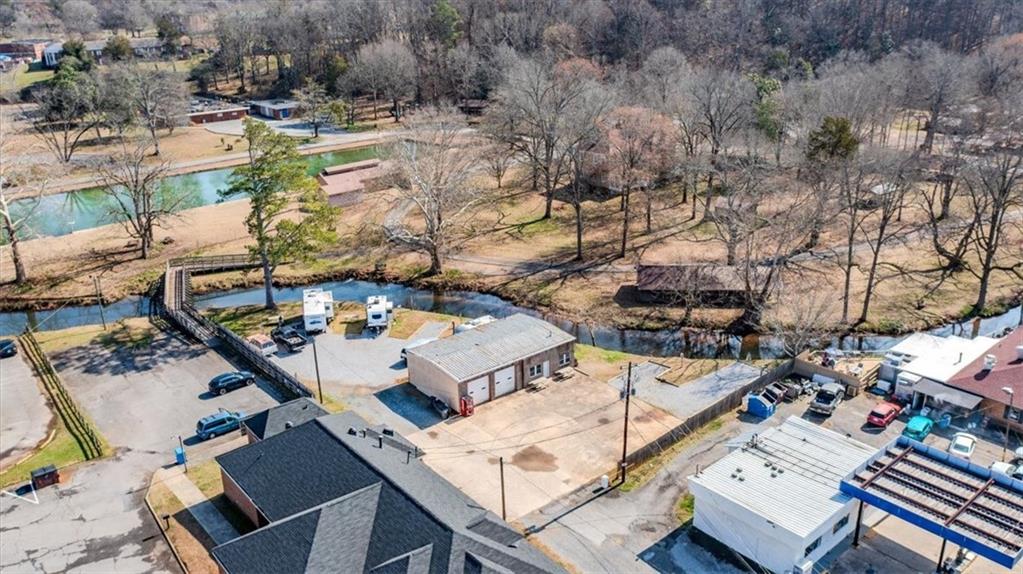 21 Cedartown Highway