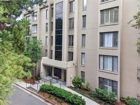 Photo of 2769 Peachtree Road NE #10, Atlanta, GA 30305 (MLS # 7761224)