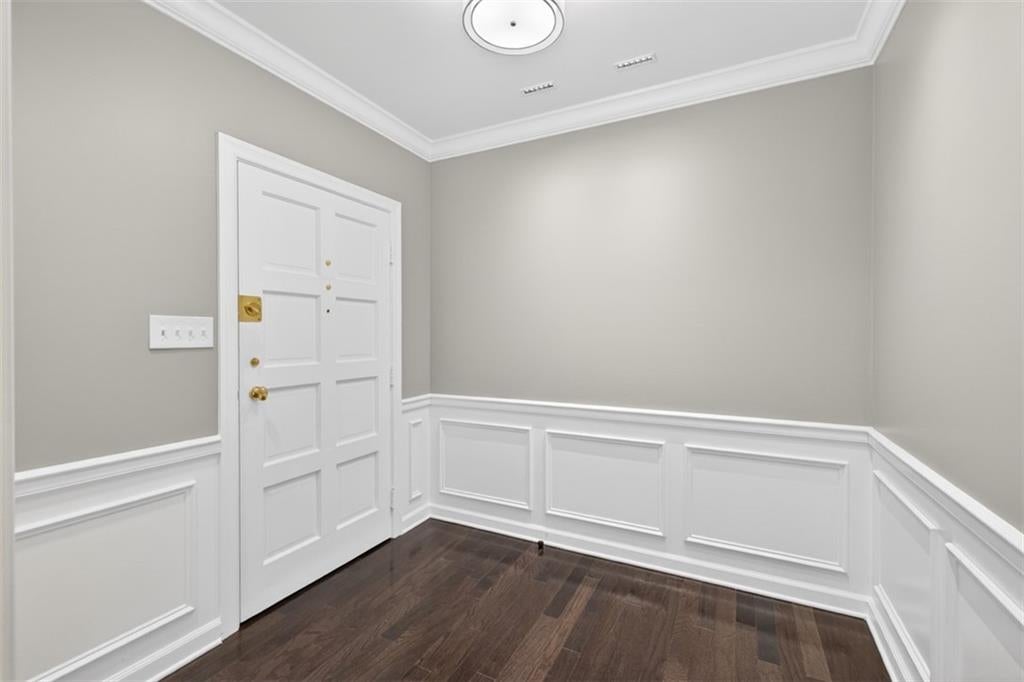 2769 Peachtree Road NE 10