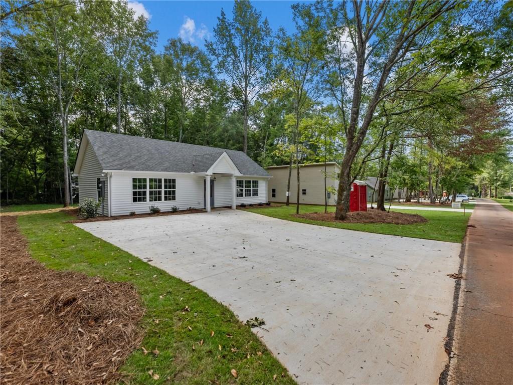 8079 Beachwood Drive, Murrayville, Georgia image 8