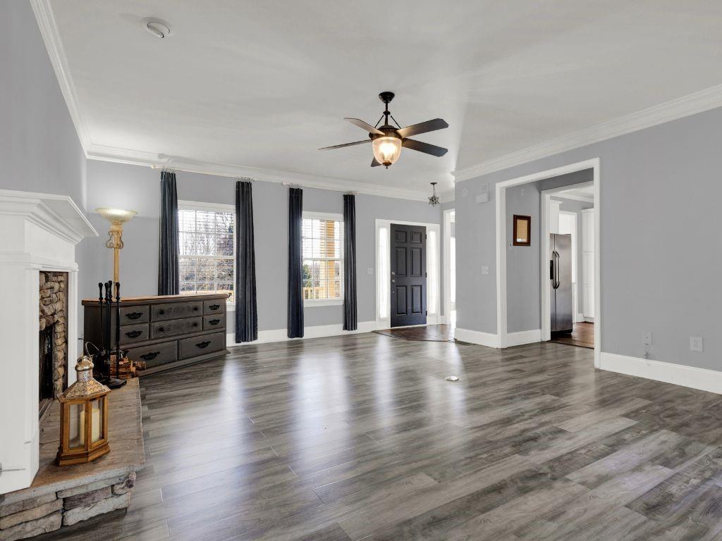 1425 Bluff Creek Trail