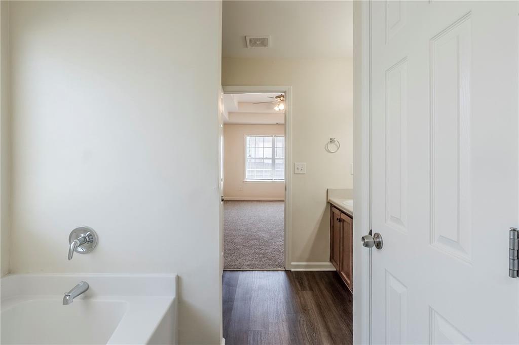 811 Betsy Ross Trail, Hampton, Georgia image 23