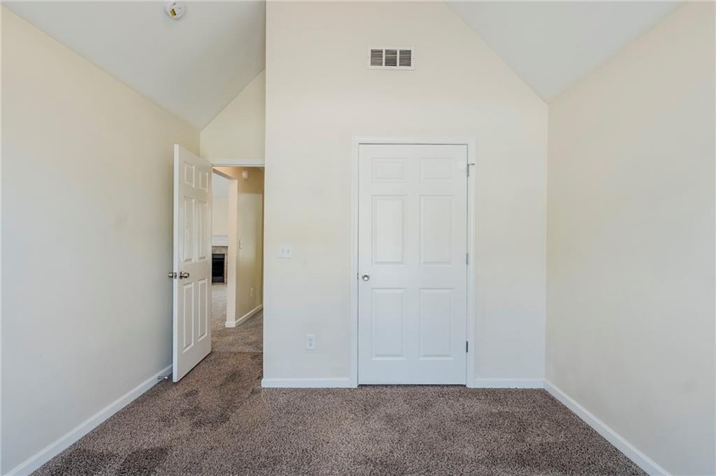 811 Betsy Ross Trail, Hampton, Georgia image 13