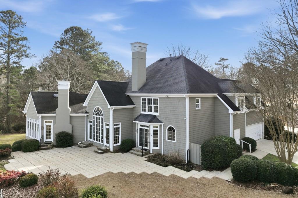 4328 Willow Oak Drive