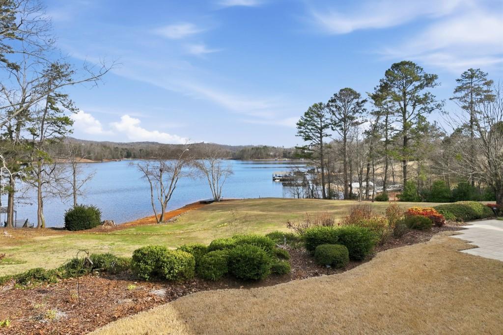 4328 Willow Oak Drive