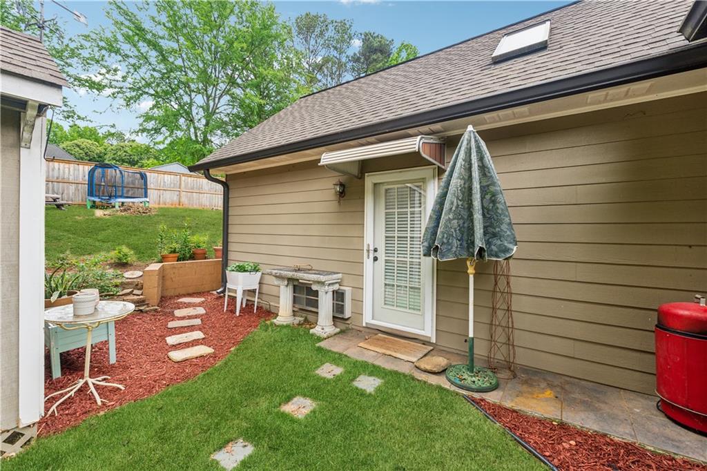 1020 Regency Drive, Acworth, Georgia image 28