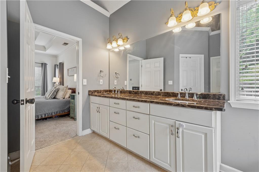 1020 Regency Drive, Acworth, Georgia image 17