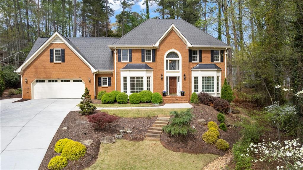 8920 Willowbrae Lane, Roswell, Georgia image 1