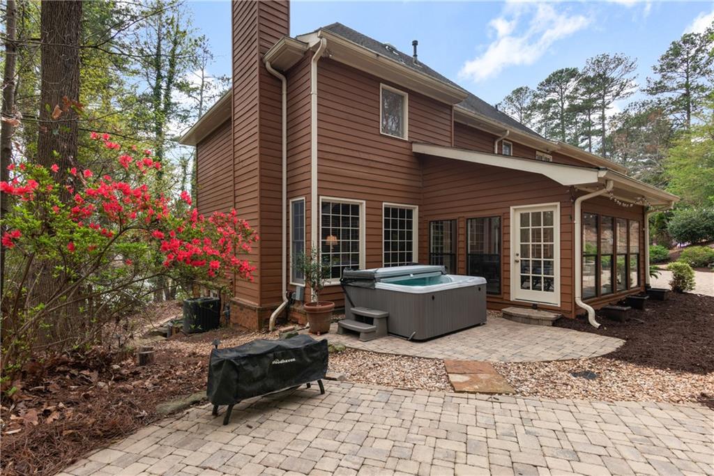 8920 Willowbrae Lane, Roswell, Georgia image 31