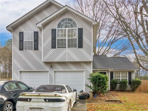 Homes For Sale - 6660 Pole Creek Drive<br/> Lithonia, GA 30058