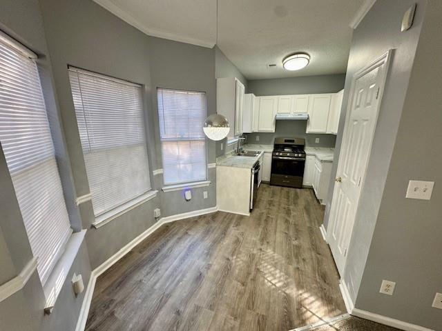 2572 Laurel Circle, Atlanta, Georgia image 8