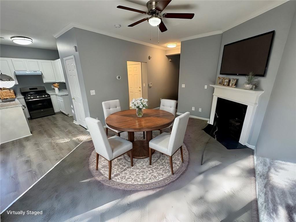 2572 Laurel Circle, Atlanta, Georgia image 3