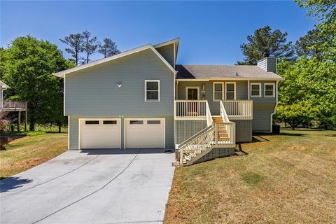Photo of 999 Malibu Drive, Marietta, GA 30066 (MLS # 7756234)