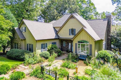 Homes For Sale - 308 Laurel Lakes Drive<br/> Carroll County, Carrollton, GA 30116