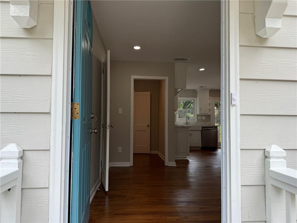 1631 Braeburn Drive SE