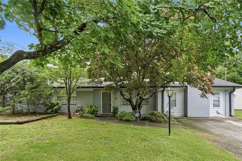 Homes For Sale - 1619 Ridgeview Drive<br/> Conyers, GA 30012