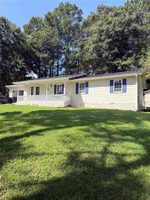 Homes For Sale - 3760 Sunny Hill Drive<br/> Loganville, GA 30052