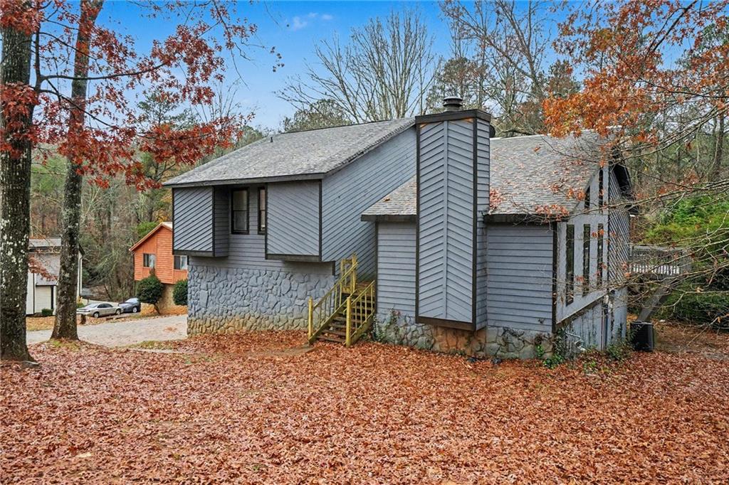 8608 Woodcreek Court