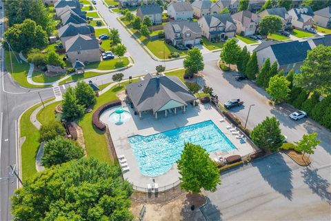 A home in Dacula