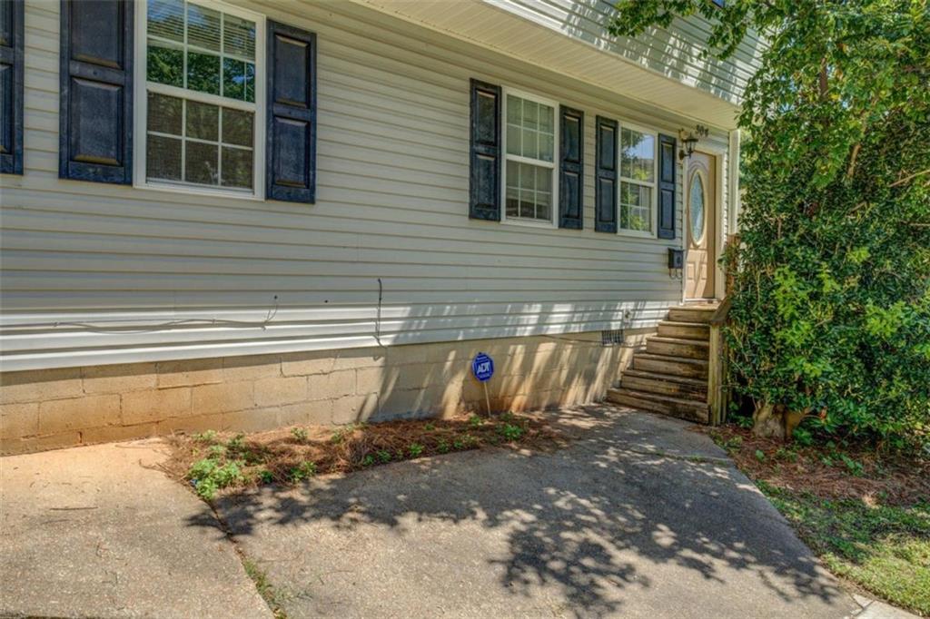 302 Atlanta Avenue