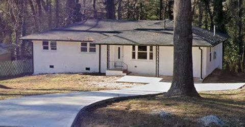 Homes For Sale - 6030 Ridge Drive<br/> Mableton, GA 30126