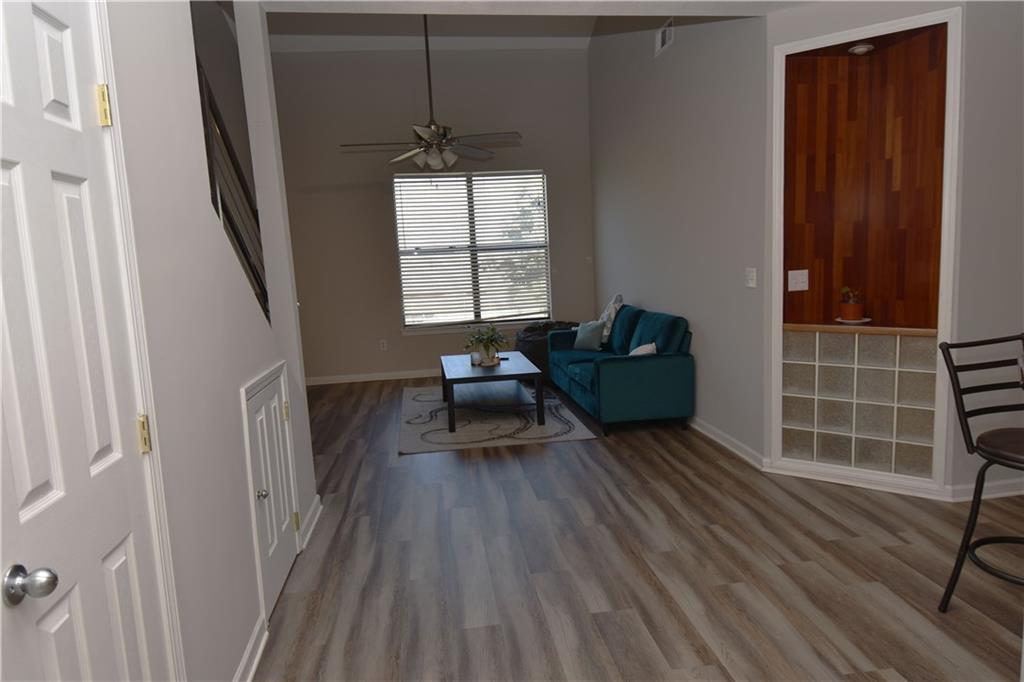 400 17th Street NW 2412