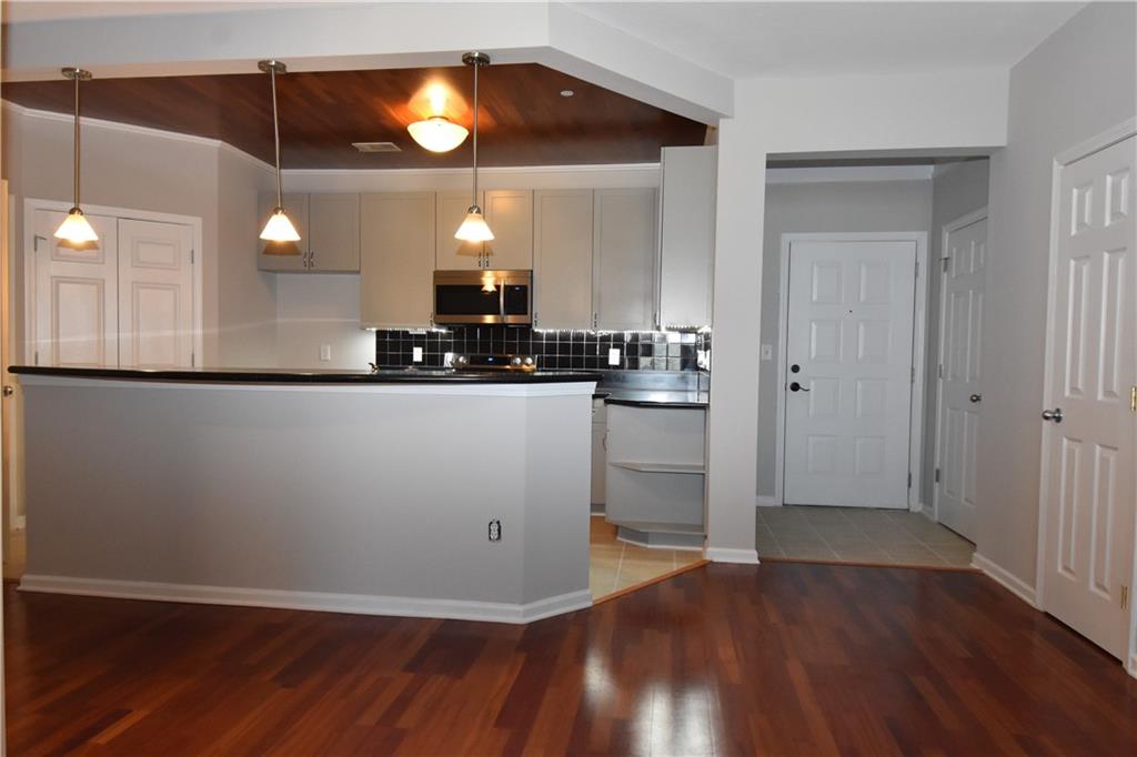 400 17th Street NW 2412