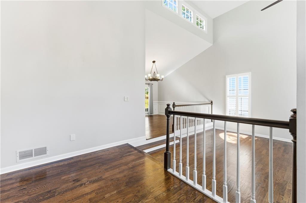 1172 Daventry Way NE