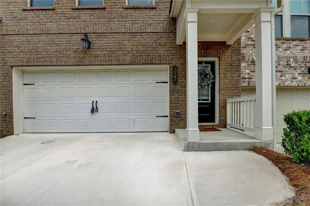3587 Hidden Valley Circle