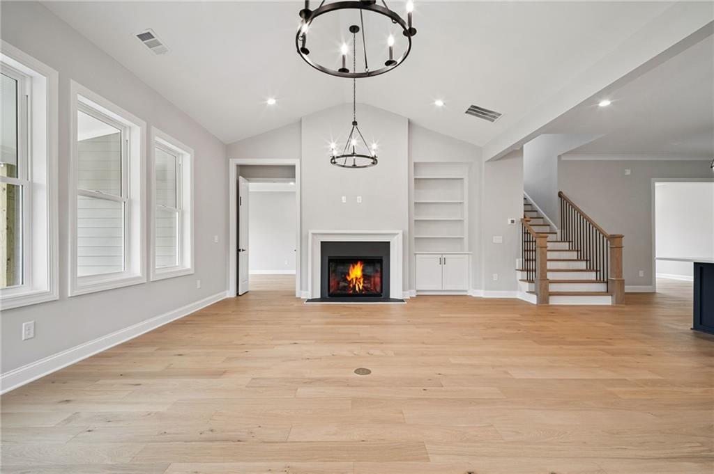 1209 Lakeside Overlook