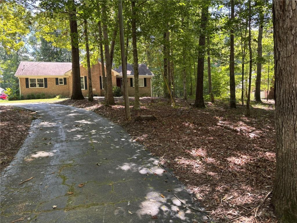 674 Clarke Trail