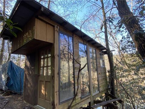 A home in Dahlonega