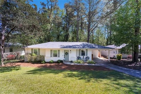 705 STEWART Circle NW Marietta GA 30064