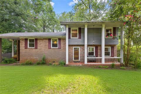 Homes For Sale - 3303 Kilarney Court<br/> Dekalb County, Decatur, GA 30032