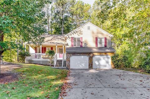 A home in Powder Springs