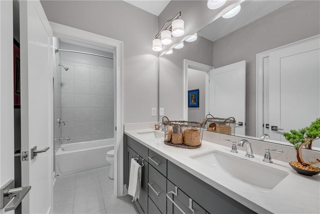 6445 Lucent Lane, Atlanta, Georgia image 25