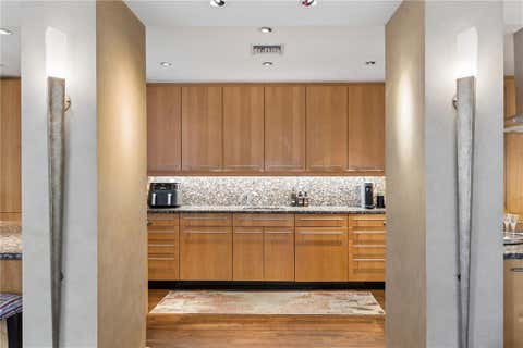 Condo For Sale - 145 15th Street #824<br/> Fulton County, Atlanta, GA 30309