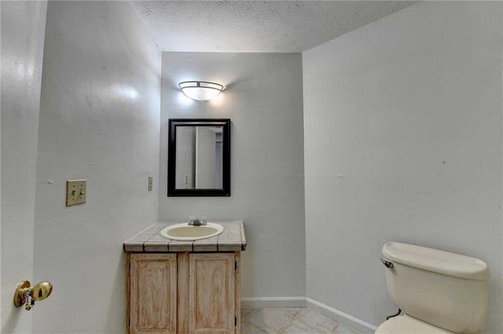 518 Glenleaf Drive, Peachtree Corners, Georgia image 24