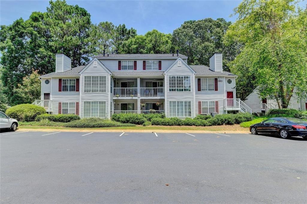 518 Glenleaf Drive, Peachtree Corners, Georgia image 1