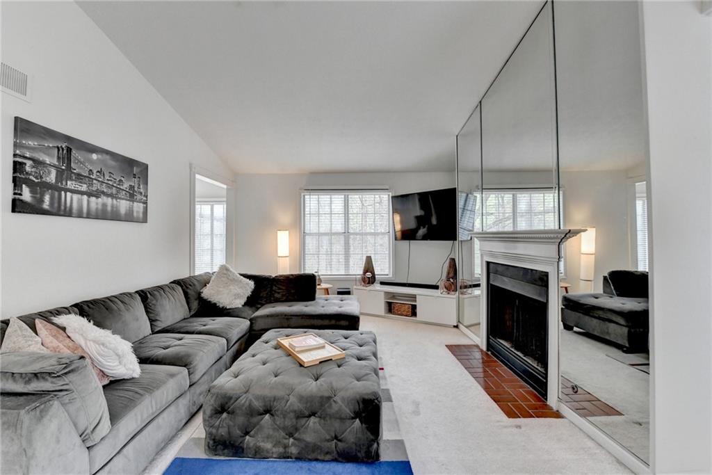 518 Glenleaf Drive, Peachtree Corners, Georgia image 7