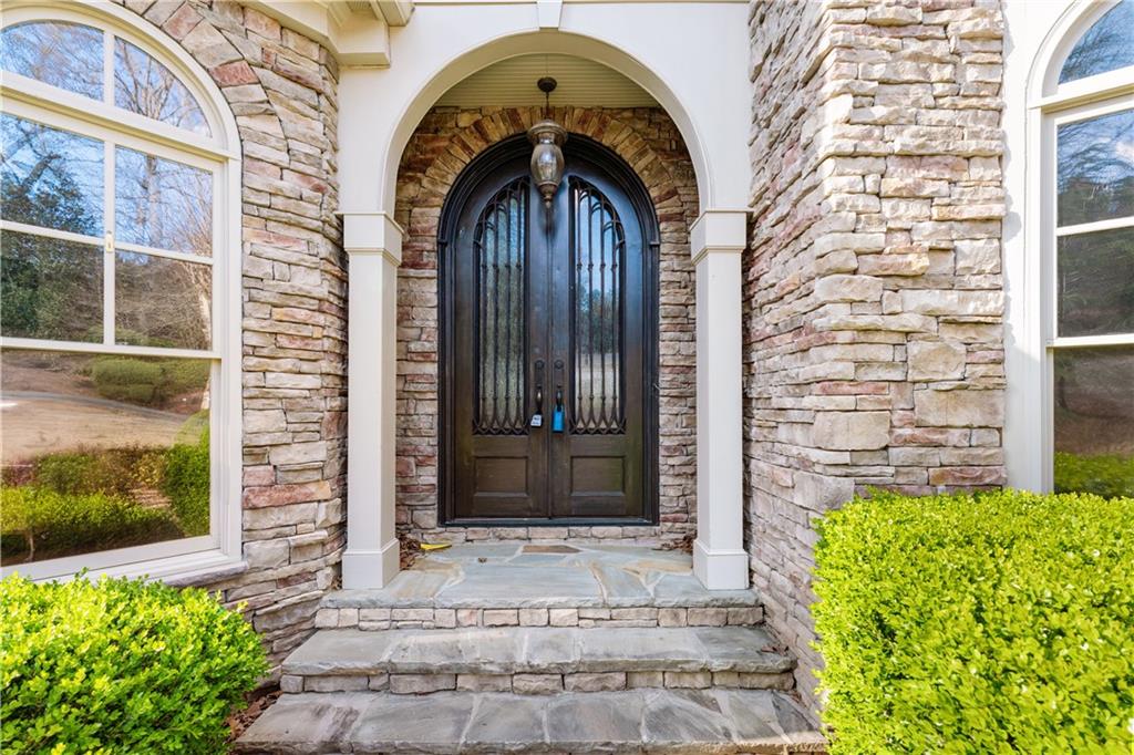 8069 Kenstone Court, Sandy Springs, Georgia image 4