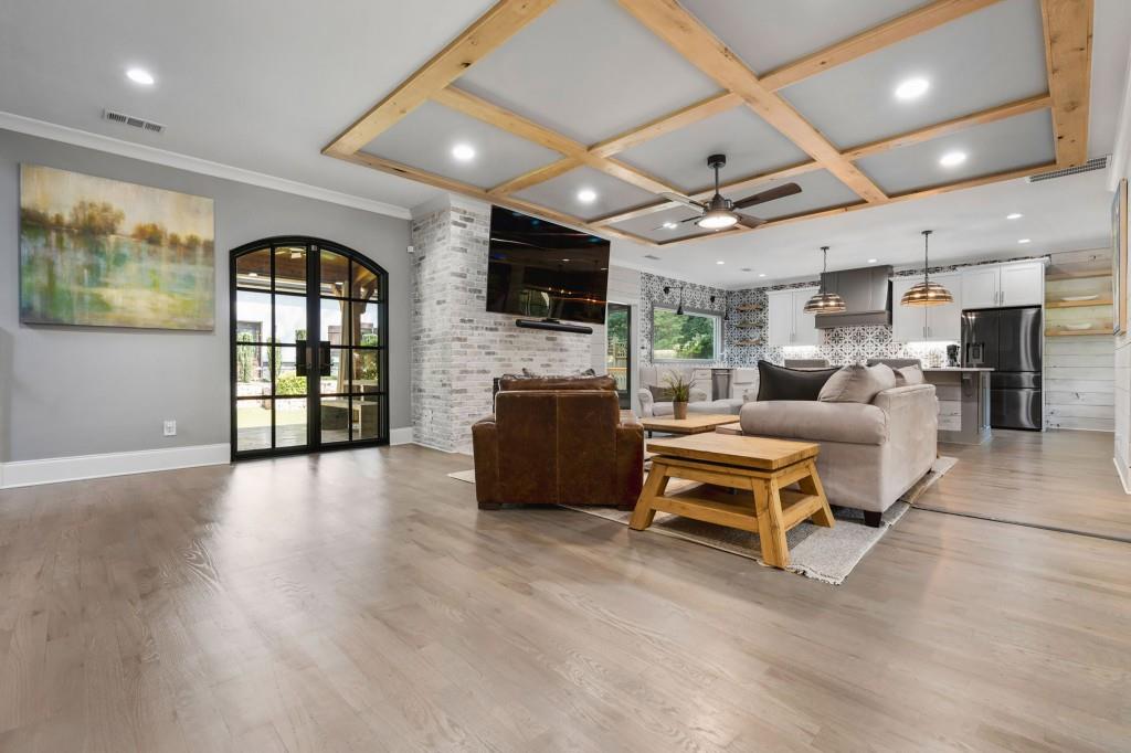 1483 Collier Drive SE