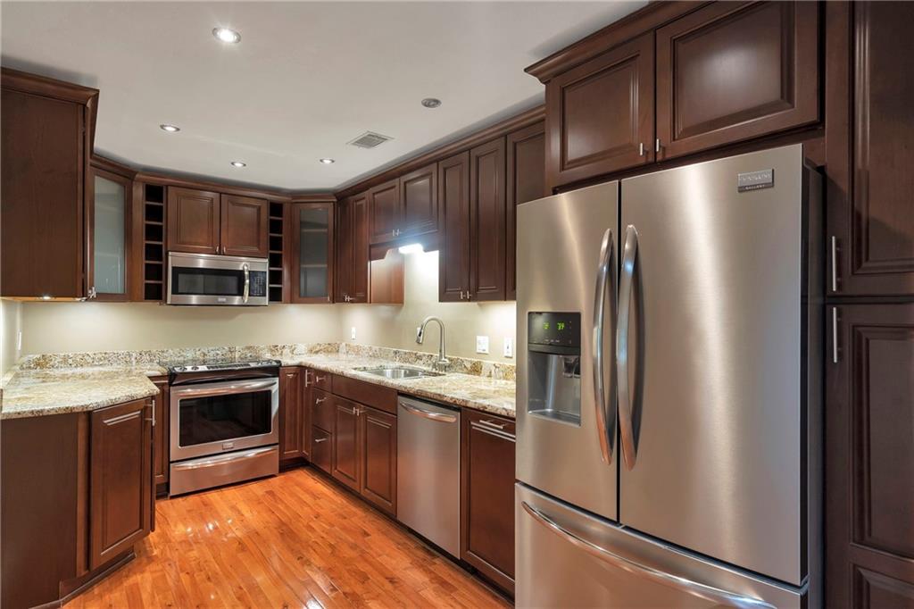 26303 Plantation Drive NE 303