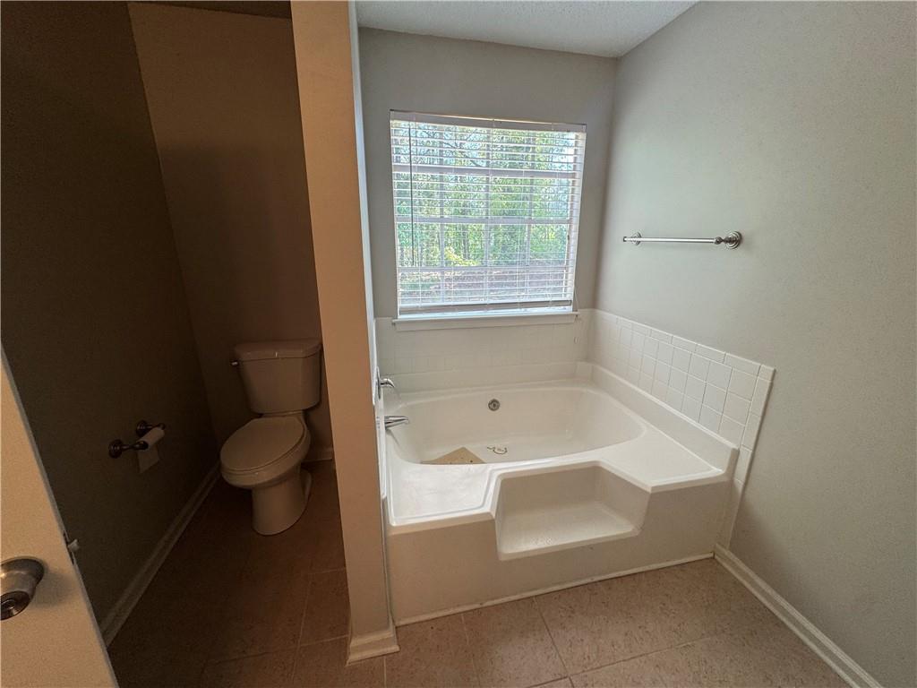 6452 Berryside Drive, Lithonia, Georgia image 19