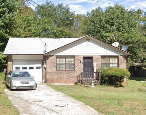 Homes For Sale - 2051 Kimber Trail<br/> Stone Mountain, GA 30088