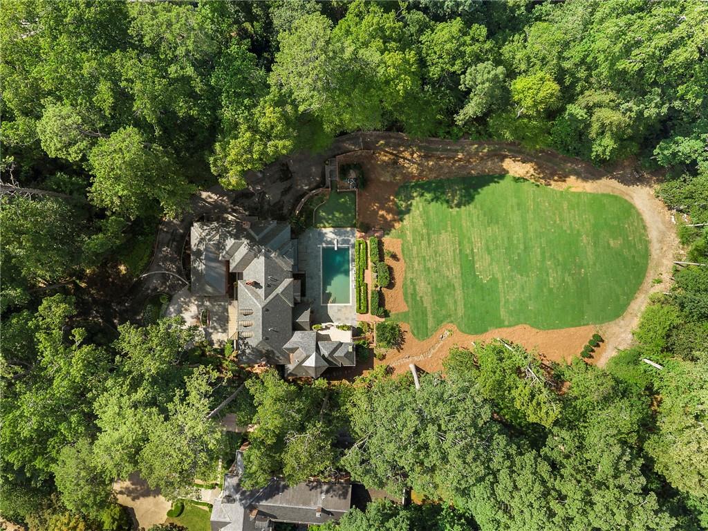35 Valley Road NW