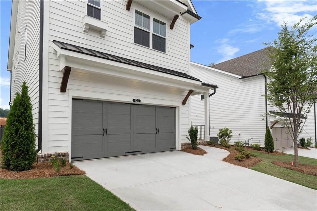 625 Skytop Drive
