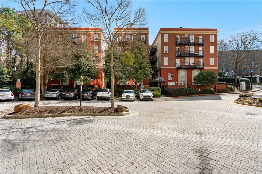 2840 Peachtree Road NE # 311