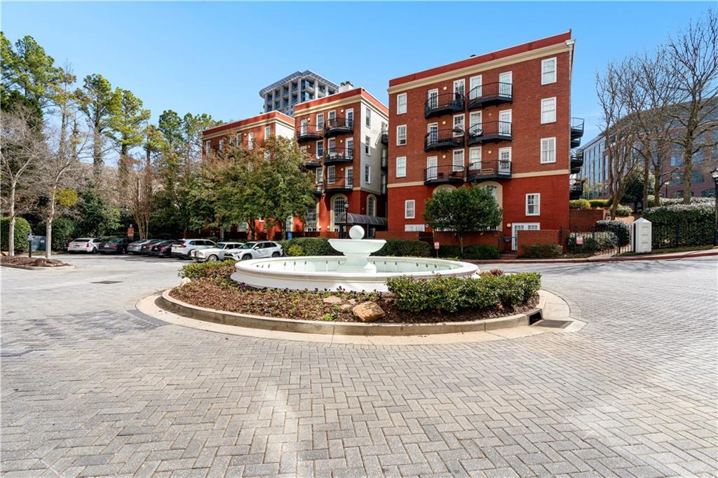 2840 Peachtree Road NE # 311