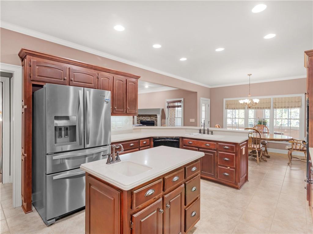 612 Kristen Court